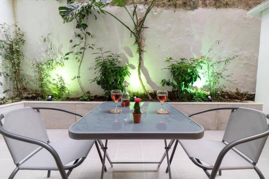 شقة Brand New Aprt With Backyard In Lycabettus Hill ! أثينا المظهر الخارجي الصورة